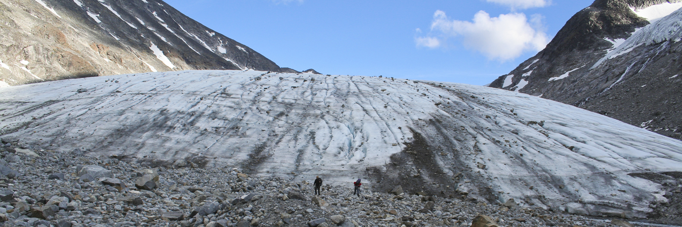The tongue of Hellstugubrean close up, 300m across